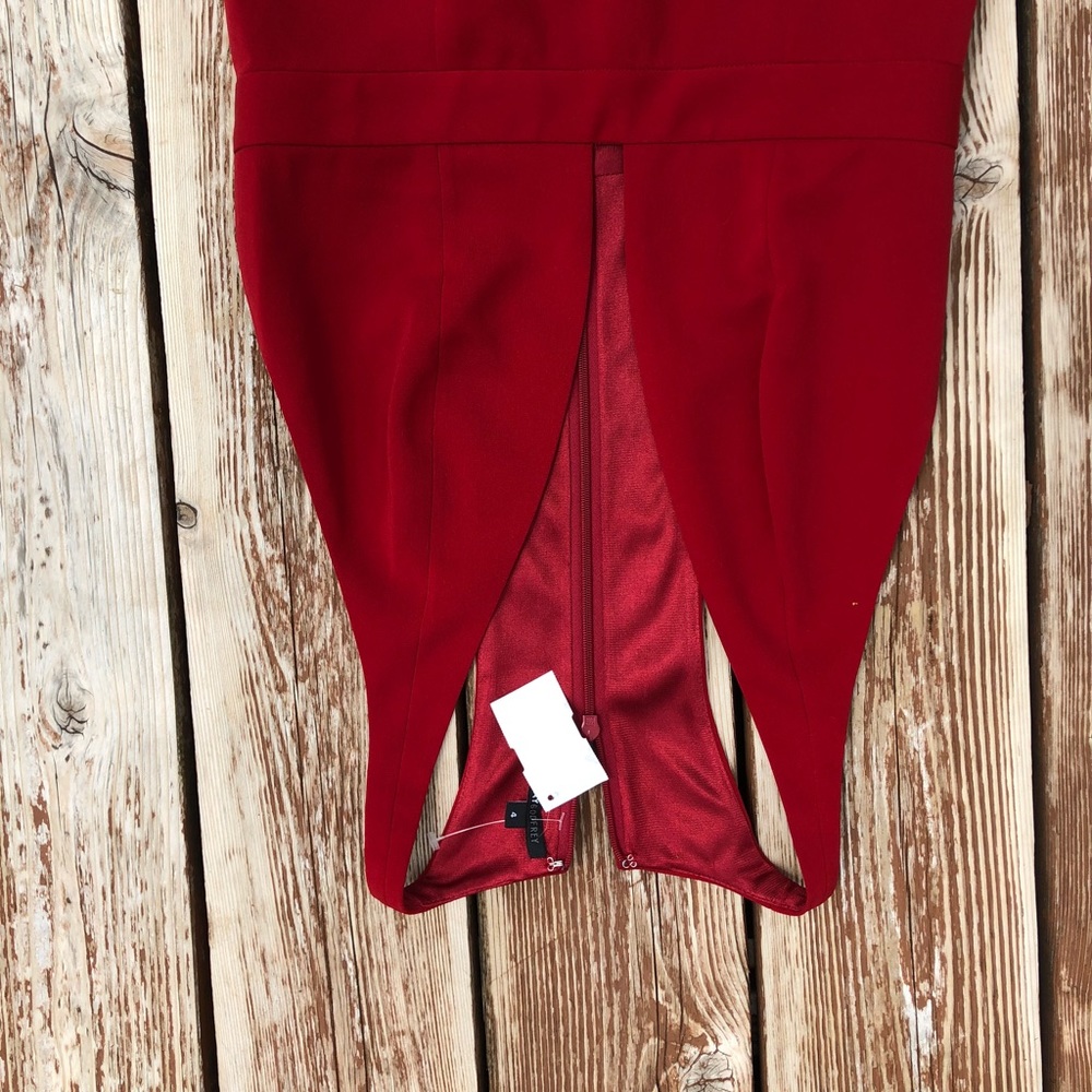 Super sexy red dress with slit and low neck